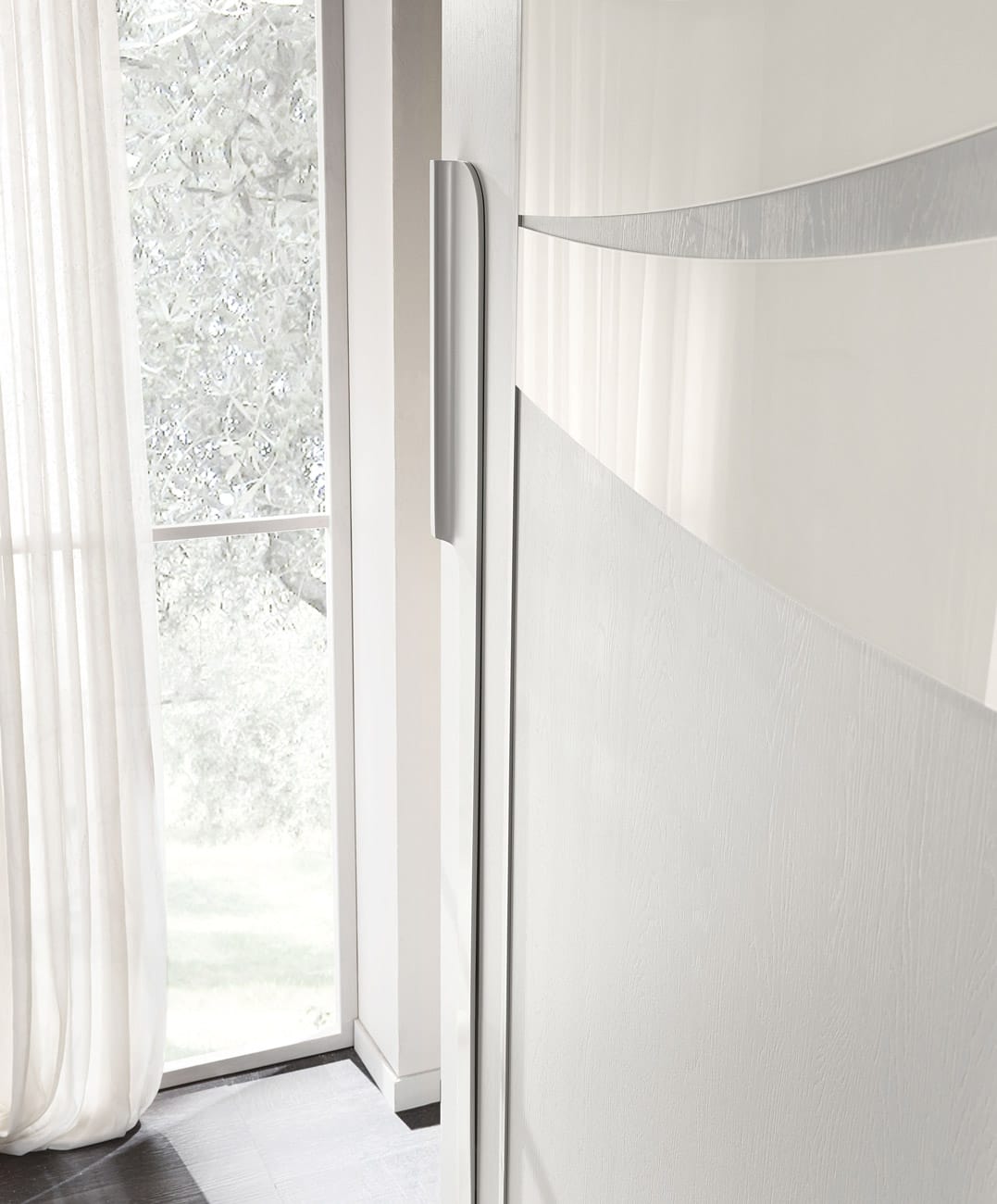 adriatica-ola-dettaglio-armadio.jpg